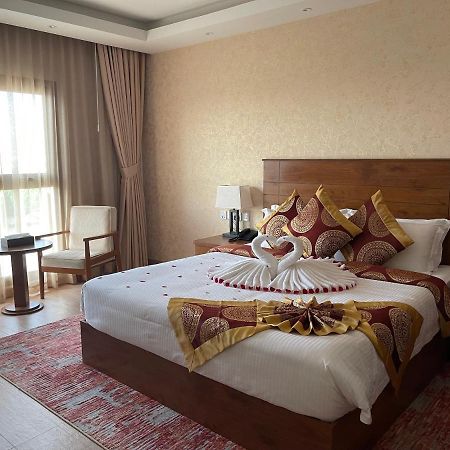 Alsahwa Hotel Сиб Екстериор снимка