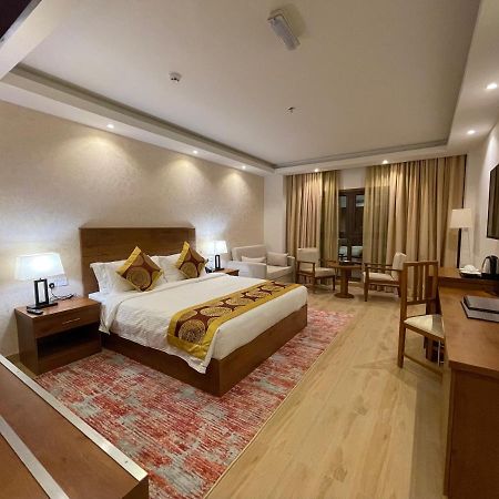 Alsahwa Hotel Сиб Екстериор снимка
