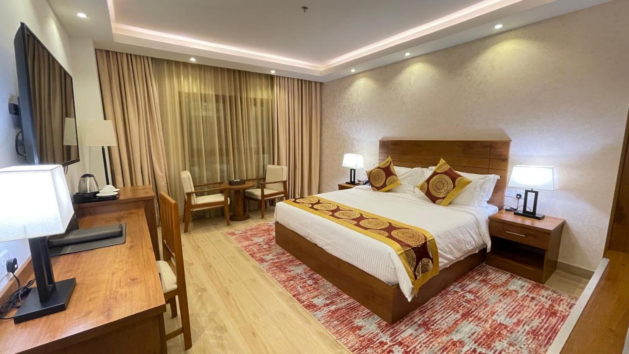 Alsahwa Hotel Сиб Екстериор снимка